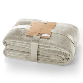 DecoKing Deluxe Microfibre Fleece Super Soft Touch Snug Blanket/Sofa Bed Throw Ecru Cream Off-White 150x200 cm Mic
