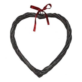 Red Hamper Wicker Slim Heart Wreath with Red Spotty Ribbon, H27 x W2 x D26.5cm