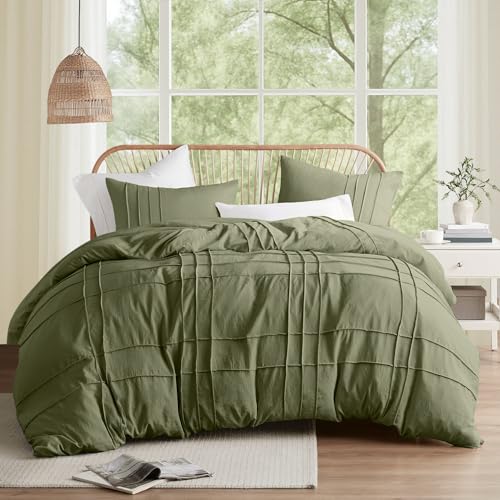 Comfort Spaces Olive Green Queen Size Duvet Cover Set - 3-pc Pintuck Pleated Duvet Cover Queen, All Season Lightweight, Extra Softness Pre-Washed Microfiber Queen Bed Cover Shams, Queen