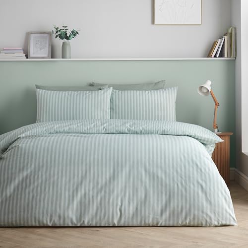 Catherine Lansfield Epping Textured Stripe Reversible King Duvet Cover Set with Pillowcases Green