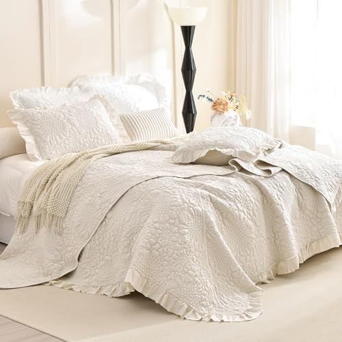 "Masaca Oversized King Quilt(118""x106""),3 Pieces Wheat Ruffled California King Bedspread Lightweight Crinkled Farmhouse Shabby Boho Chic Reversible Stone-Washed Microfiber Bedding Set Extra Soft"