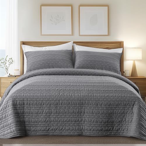 KASENTEX King XL Size Quilt Set Luxury Velvet 3 Pieces Gray, Ultra-Soft Bedding, Lightweight Bedspread Coverlet, All Season, Elegant Stitch Design, 2 Pillow Shams, Machine Wash, Bed Blanket