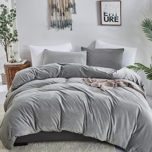 CLOTHKNOW Grey Velvet California King Comforter Set 3Pcs Gray Bedding Sets - Soft Warm Bedding Comforter Sets with 2 x Pillow Cases