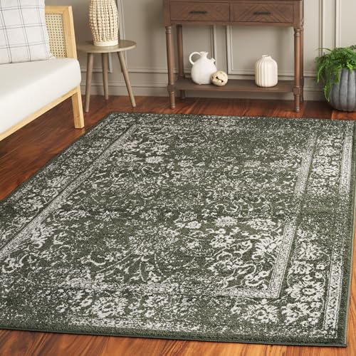 Safavieh Distressed Rug for Living Room, Dining Room, Bedroom - Adirondack Collection, Short Pile, in Green and Ivory, 155 X 229 cm