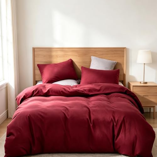 CLOTHKNOW 3 Piece Duvet Cover Set with 2 Pillow Shams Double Dark Red