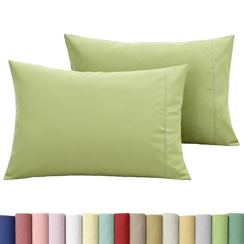 WINLIFE 100% Cotton Pillowcases Standard Size Set of 2 Pillowcases 20??26 inches, Soft and Breathable Pillow Case, Apple Green