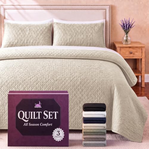 SLEEPHORIA King Quilt Bedding Set - Cloud Soft All-Season Bedspread 3 PC w/Shams, Bed Quilt King Size Coverlet - Oversized, Light Weight, Ultra Durable, Easy Care - 106 x 96 in (Ivory)
