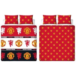 MANCHESTER UNITED FC Official Double Duvet Cover Set, Patch Design, Red Reversible 2 Sided Football Bedding Cover Official Merchandise Including Matching Pillow Cases