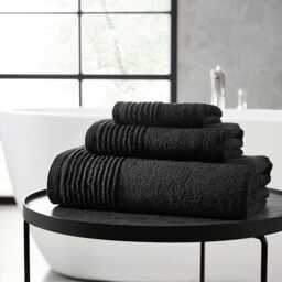 Vera Wang - Bath Towels Set, Luxury Cotton Bathroom Decor, Highly Absorbent & Medium Weight (Sculpted Pleat Black, 6 Piece)