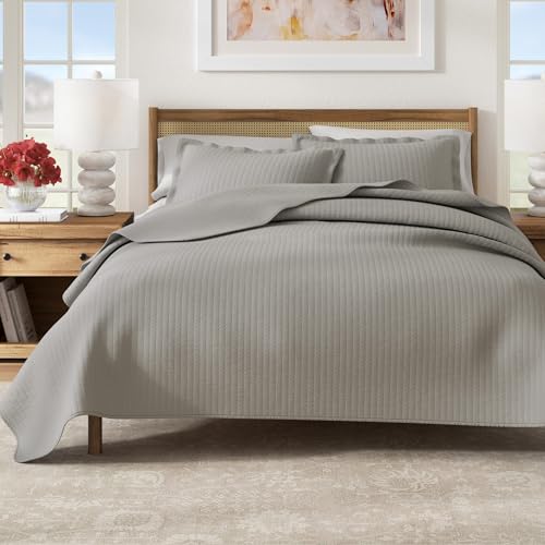 Great Bay Home Twin/Twin XL Quilt Set - 2-Piece Solid, Channel-Stitched Bedding Set - Soft, Lightweight, All-Season Bedspread (Ash Grey)