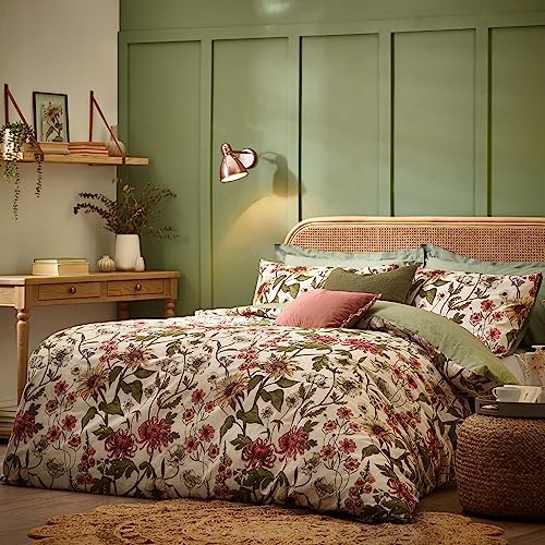 furn. Wylder Wallflower Duvet Cover Set – Cotton Rich Vintage Botanical Floral Bedding (Natural – Super King – 260x220cm)