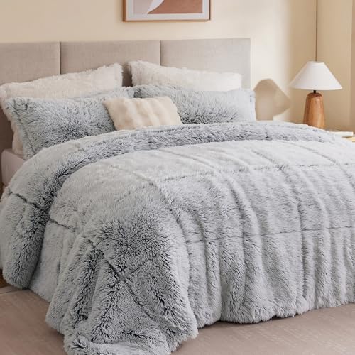 Intelligent Design Malea Shaggy Bedding Comforter Set, Long Faux Fur Cozy Down Alternative, Modern Ultra Soft All Season Warm & Fluffy Comforter, Matching Sham, Full/Queen Heathered Grey 3 Piece