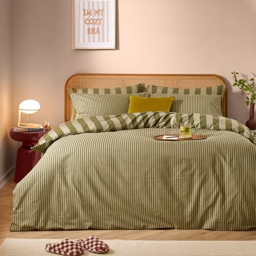 furn. The Ultimate Stripe Duvet Cover Set – Reversible Bold Narrow Striped Polycotton Bedding (Green Tea – Single – 137x200cm)