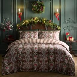 Laurence Llewelyn-Bowen Festive Robin Red Duvet Cover Set Double – Animals Piping Trim Bedding – Breathable Cotton – Includes 1 Duvet Cover (200 x 200cm) & 2 Pillowcases – Red Animals Bedroom Set