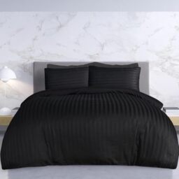 Sleepdown Soft Hotel Quality 225 THREAD COUNT COTTON Black Satin Stripe Reversible Duvet Cover Quilt Bedding Set with Pillowcases Easy Care Bed Linen - King (230cm x 220cm)