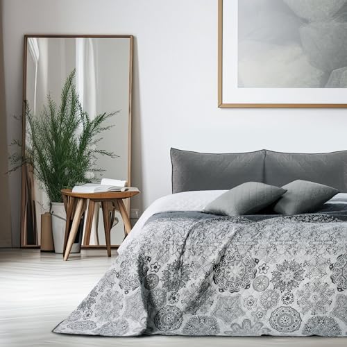 DecoKing 77191 Bedspread 170 x 210 cm Steel Silver White Anthracite Bed Throw Double-Sided White Steel Silver Quilting Alhambra