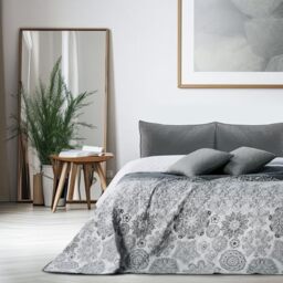 DecoKing 77191 Bedspread 170 x 210 cm Steel Silver White Anthracite Bed Throw Double-Sided White Steel Silver Quilting Alhambra