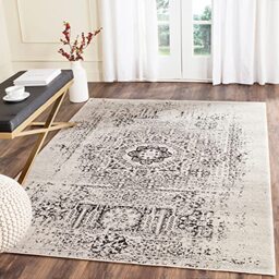 SAFAVIEH Traditional Rug for Living Room, Dining Room, Bedroom - Evoke Collection, Short Pile, in Ivory and Black, 200 x 200 cm