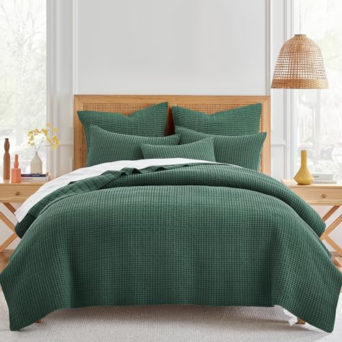 Levtex Home Mills Waffle Full/Queen Quilt Set (88x92in) with 2 Pillow Shams (26x20in) - Forest Green - 100% Cotton Full/Queen Size Quilt Bedding Set - Lightweight, Soft, Pre-Washed