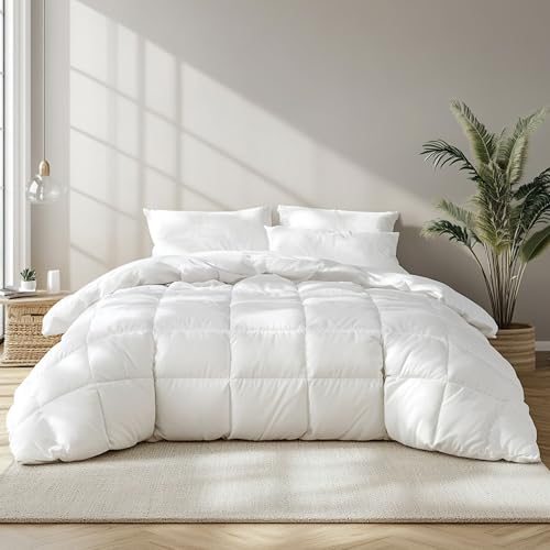 "Beautyrest Luxury White Goose Feather Down Fiber Comforter,5-Star Hotel Quality King Size Duvet Insert,100% Cotton Breathable Medium Warmth Bedding Comforter for All Season,White/King,106"" Wx90 L"