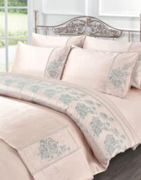 Kampala Hill Floral Embellished Duvet Cover Set Bedding Set With Pillowcases Pink Amara Double