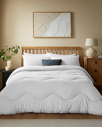 Night Lark Coverless Duvet and Pillowcase Set, Tufted Dots Collection – Coverless Duvet King 10.5 Tog with Advanced Smartfil® Fibre, Machine Washable, Hypoallergenic – Polar White, King Bed Size