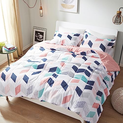 Comfort Spaces All Season Down Alternative Bedding with Matching Sham, Polyester, Multi/Blush, Twin/Twin XL (66 in x 90 in)