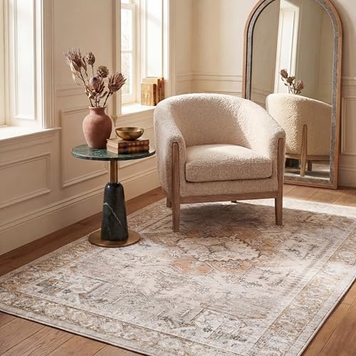 Safavieh Arizona Collection Traditional Rug - Machine Washable & Non Slip - Ideal for High Passage Areas - Arizona Collection - Short Pile Rug, Beige & Gold, 160 x 230 cm