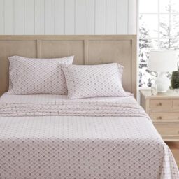 Martha Stewart - Flannel Sheets Full Size, Anti-Pilling & Wrinkle Resistant Cotton, Touchably Soft for All-Season Comfort - Bed Sheets with Matching Pillowcases & Fitted Sheet (Holiday Bows Red)
