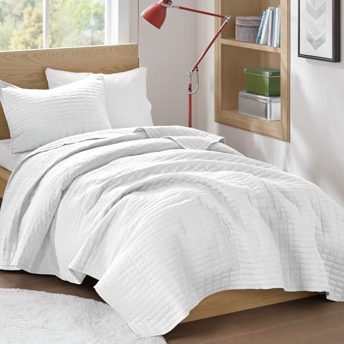 "Comfort Spaces All Season, Lightweight, Coverlet Bedspread Bedding, Matching Shams, Polyester, White, Quilt Twin/Twin XL(66""x90"")"