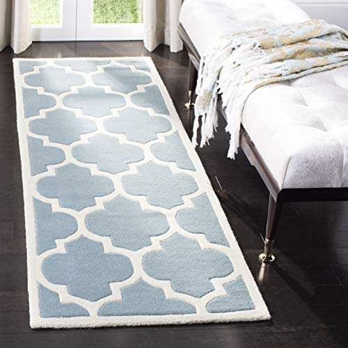 Safavieh Contemporary Indoor Hand Tufted Runner Area Rug, Chatham Collection, CHT733, in Blue / Ivory, 69 X 213 cm for Living Room, Bedroom or Any Indoor Space