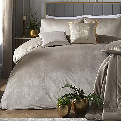 Laurence Llewelyn-Bowen Linen Beige Velvet Duvet Cover – Super King Size (260x220cm) – Soft Touch Jacquard – 2 Pillowcases – Designer Luxury Bedding Set