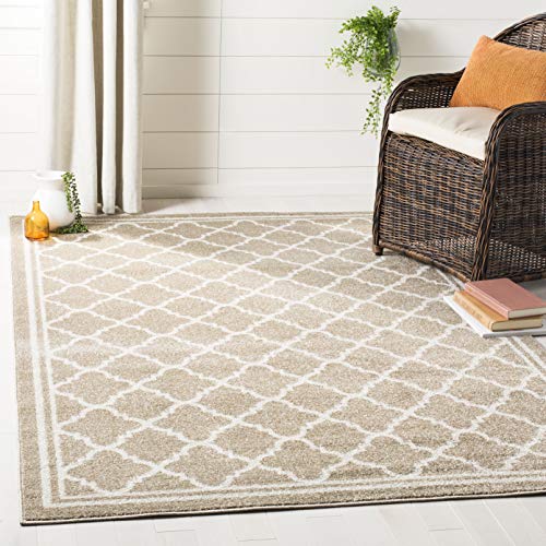 Safavieh Aldona Indoor/Outdoor Rug, Woven Polypropylene Carpet in Wheat / Beige, 243 X 304 cm