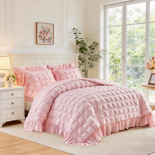 Flysheep Blush Pink Plaid Seersucker Comforter Set with Ruffled Fringe Queen Size, 3 Pieces Soft Fluffy Farmhouse Bedding Set for All Season, Elegant Bed Set with Ruffle Shams (Blush Pink, Queen)