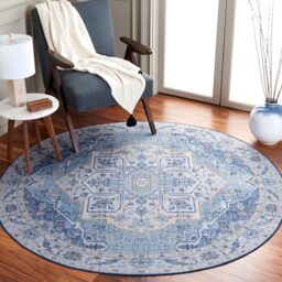Safavieh Traditional Rug Optimal for High Traffic Areas, Machine Washable and Slip Resistant, Tucson Collection, Short Pile, in Light Blue and Blue, 122 X 122 cm