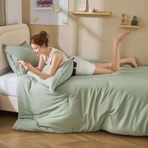 Litanika Twin/Twin XL Comforter Set Sage Green, 2 Pieces Comforter Sets Soft Down Alternative Comforter All Season Quilt Blanket (66x90In Comforter & 1 Pillowcase)