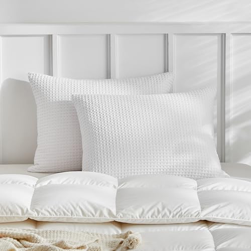 "WARMDERN White Waffle Weave Pillowcases Standard Size 2 Pack, Solid Corlor - Boho Woven Textured, Envelope Closure, Machine Washable, Fade-resistant, Bedding & Sofa Decoration, Great Gift, 20"" x 26"""