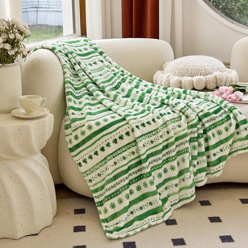Elegant Comfort Luxury Velvet Super Soft Lucky Green Clover Irish Print Fleece Blanket - St Patricks Day Theme Decor Fluffy Warm and Cozy Plaids for Sofa and Gift, 50 x 60 Inches