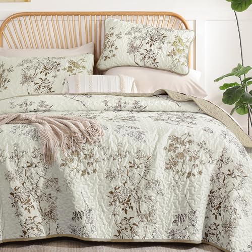 WONGS BEDDING Floral Quilt Set King, 3 Piece Brown Botanical Leaf & Butterfly Pattern Bedspread Coverlet Set, Soft Beautiful Farmhouse Plants Quilts Bedding Set