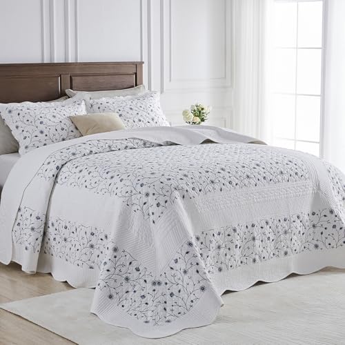 FineStichery Floral Bedspreads King Size, 120x120 Oversized Quilt Bedspread Coverlet, 100% Cotton Blue and White Bedding Set with Shams, Lightweight Soft Quilted Thin Comforter, 3 Piece