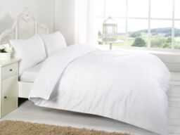 Kampala Hill 200 Thread Count Double Fitted Sheet Combed Egyptian Cotton White