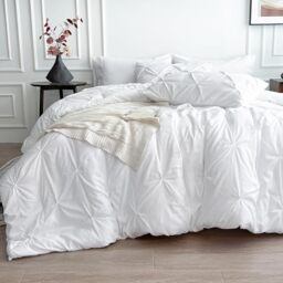 Maple&Stone Queen Comforter Set White Pinch Pleat 8 Pieces Bed in A Bag for All Season Pintuck Comforter Set White Queen Size with Comforters, Sheets, Pillowcases & Shams
