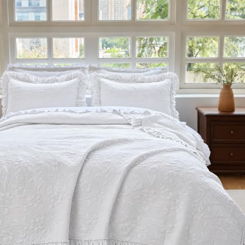 Brandream White Quilts King Size Cotton Matelasse Coverlet Set Shabby Chic Bedding Ruffle Bedspreads 3-Piece