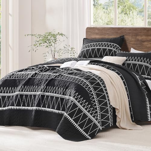 "Andency Oversized King Size 3 Piece Set (118""x120"") 1 Striped Triangle Print Comforter and 2 Pillow Shams), Reversible Lightweight Microfiber Boho Bedspread Coverlet"