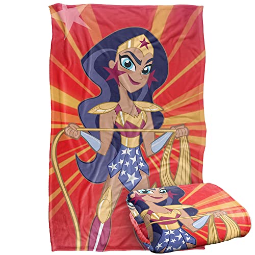 Wonder Woman Wonder Woman Silky Touch Super Soft Throw Blanket 91 x 147 Cm