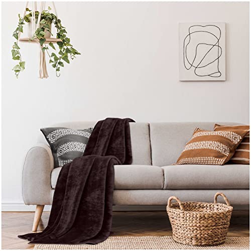 GAVENO CAVAILIA Faux Fur Throw Sofa Bed Mink Blanket, Super Soft Fluffy Easy Care Lightweight Luxury Design, Cosy Warm Settee FleeceThrows [Double (150x200 Cm), Chocolate], Fleece,249771