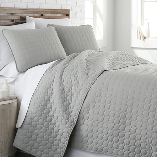 Southshore Fine Living, Inc. Oversized Bedding Quilt, Lightweight Bedding, Twin XL Bedspread, Soft Coverlet 2-Piece Set with One Matching Quilted Pillow Sham, All Season Twin/XL Quilt Set, Steel Grey