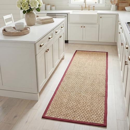 Safavieh Natural Fiber Rug for Living Room, Dining Room, Bedroom - Natural Fiber Collection, Short Pile, in Burgundy Red, 76 x 183 cm