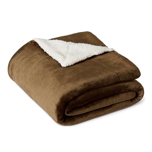 Amazon Basics Reversible Sherpa Fleece Sofa Throw Blanket, Soft Bed Throw, 127 x 152 cm, Brown