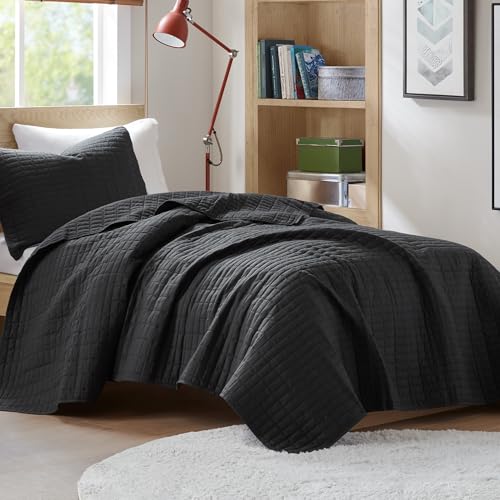 "Comfort Spaces All Season, Lightweight, Coverlet Bedspread Bedding, Matching Shams, Microfiber, Black, Twin/Twin XL(66""x90"")"